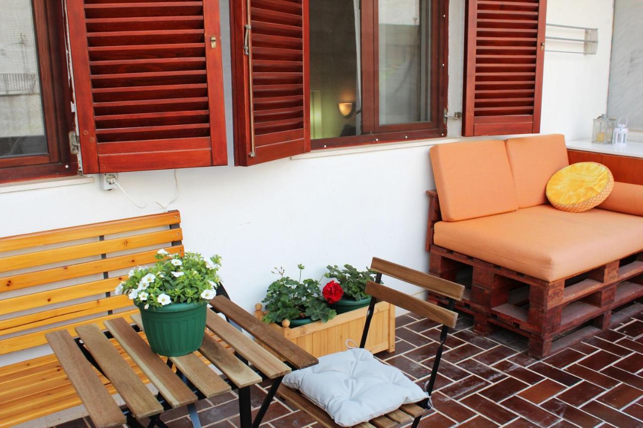 Misho Apartment With Terrace Split Exteriör bild